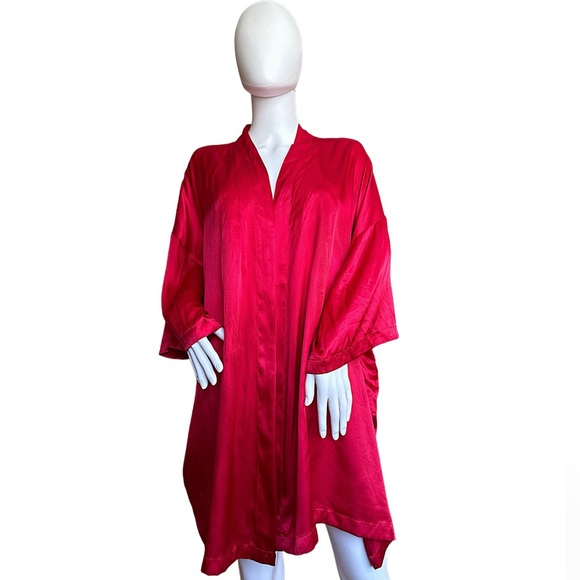 ! NO STRAP Victoria Secret satin Red Polyester Robe OS - Picture 2 of 5